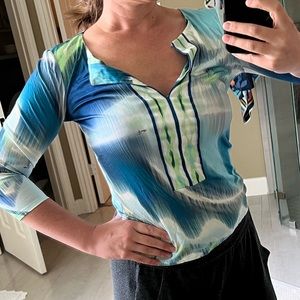 Very good condition - little wrinkly but easily ironed out